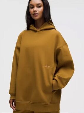 Lululemon women’s big cozy ultra oversized hoodie, medium